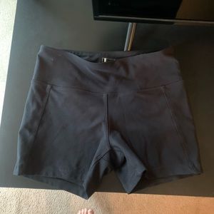 Mondetta shorts